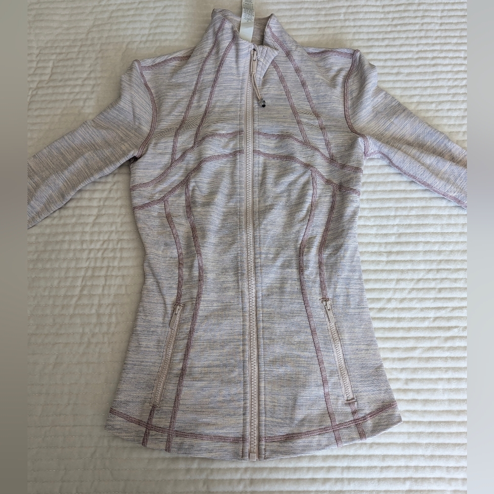 Lululemon Athletica Striped Zip-Up define Jacket Size XS Fits More size 2-4
